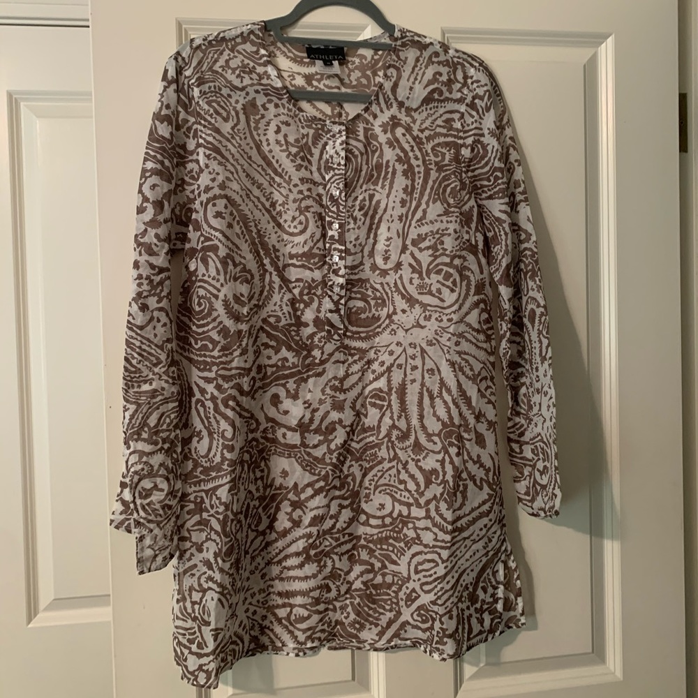 COPY - Athlete size M tan and white tunic